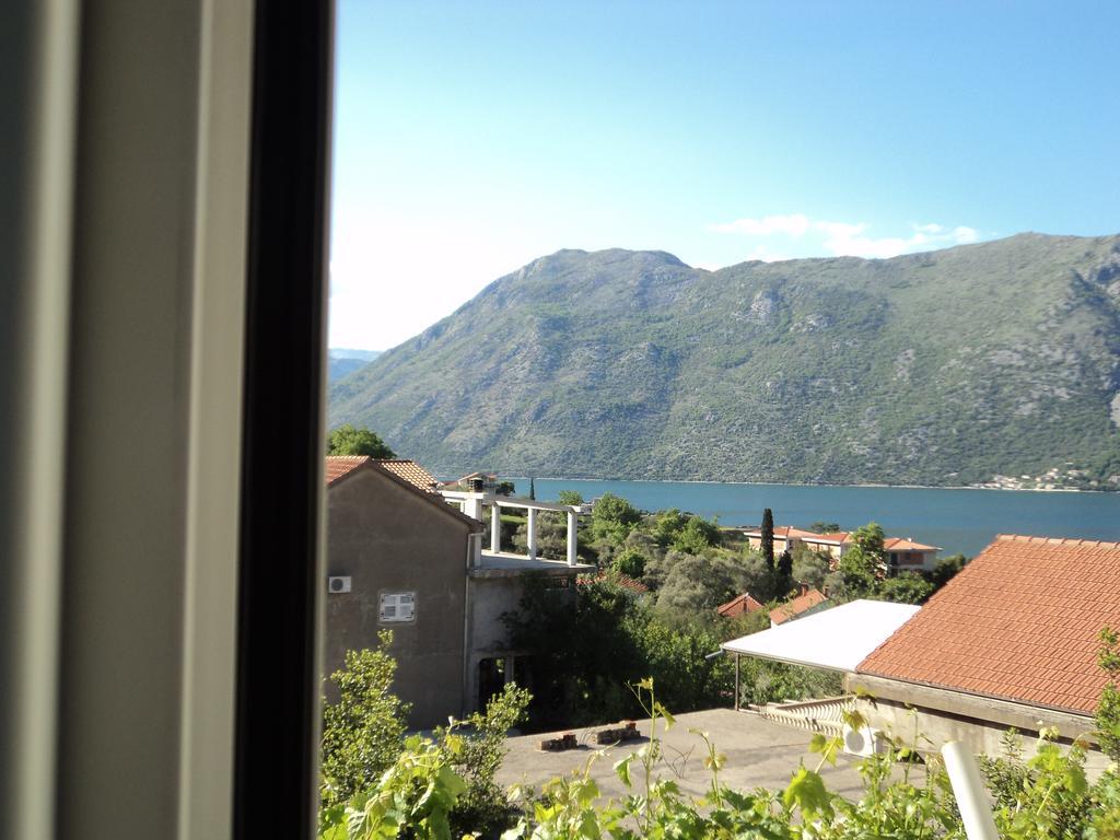 Guest House Pajovic Cattaro Esterno foto