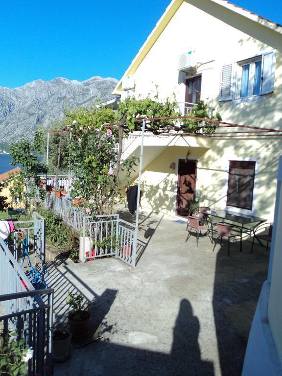 Guest House Pajovic Cattaro Esterno foto